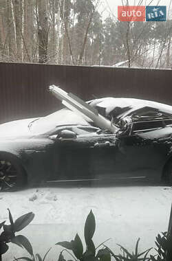 Ліфтбек Tesla Model S 2014 в Києві