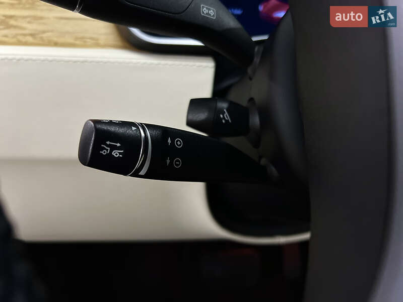 Лифтбек Tesla Model S 2019 в Николаеве фото 17 Лифтбек Tesla Model S 2019 в Николаеве