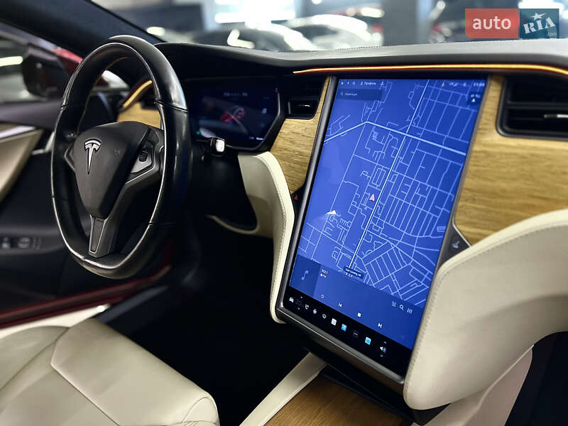 Лифтбек Tesla Model S 2019 в Николаеве фото 28 Лифтбек Tesla Model S 2019 в Николаеве