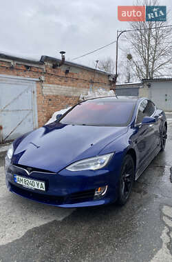 Ліфтбек Tesla Model S 2016 в Житомирі