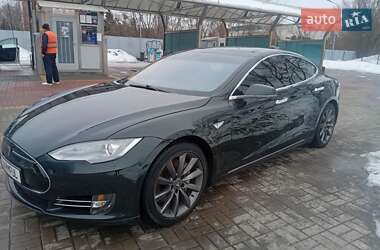 Лифтбек Tesla Model S 2013 в Киеве