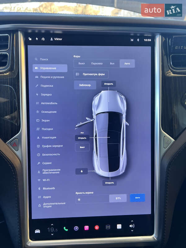 Лифтбек Tesla Model S 2013 в Ужгороде