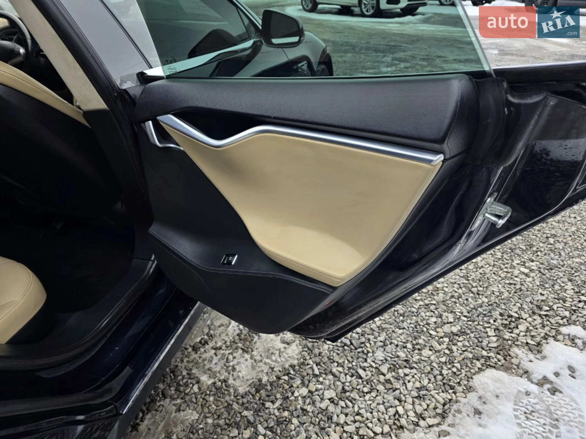 2014 Tesla Model S - мініатюра 12
