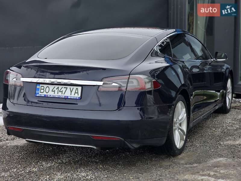 Лифтбек Tesla Model S 2014 в Тернополе