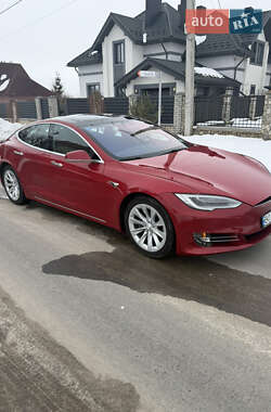 Ліфтбек Tesla Model S 2018 в Тернополі