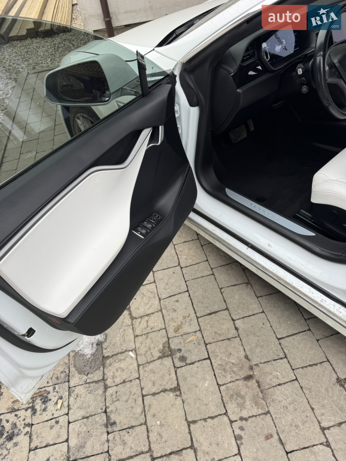 2019 Tesla Model S - мініатюра 24
