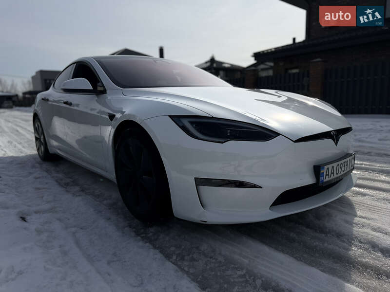 Ліфтбек Tesla Model S 2023 в Києві