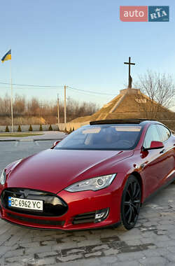 Ліфтбек Tesla Model S 2014 в Львові