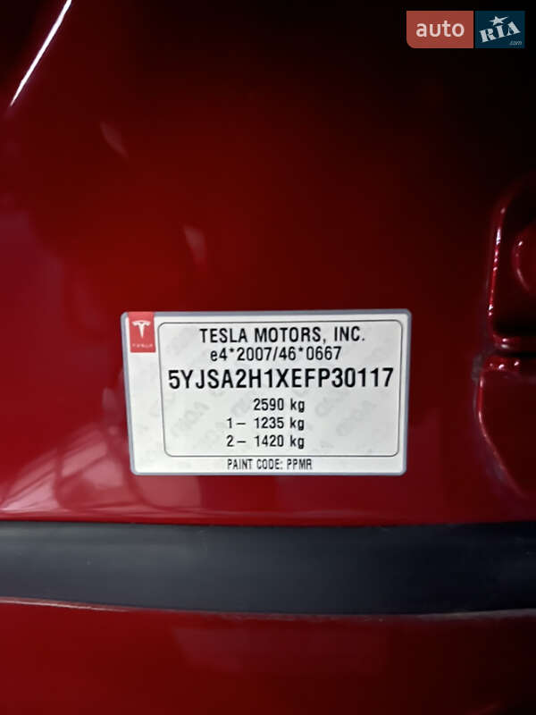 Ліфтбек Tesla Model S 2014 в Львові