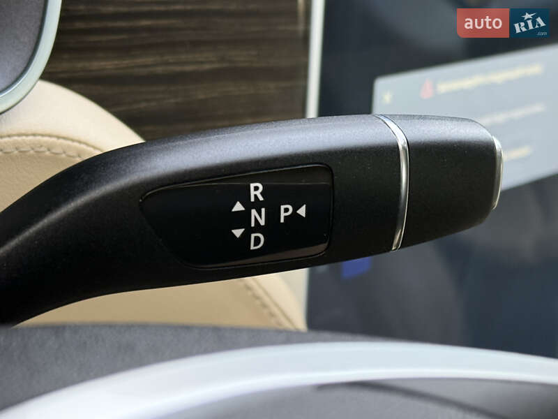 Лифтбек Tesla Model S 2014 в Ровно