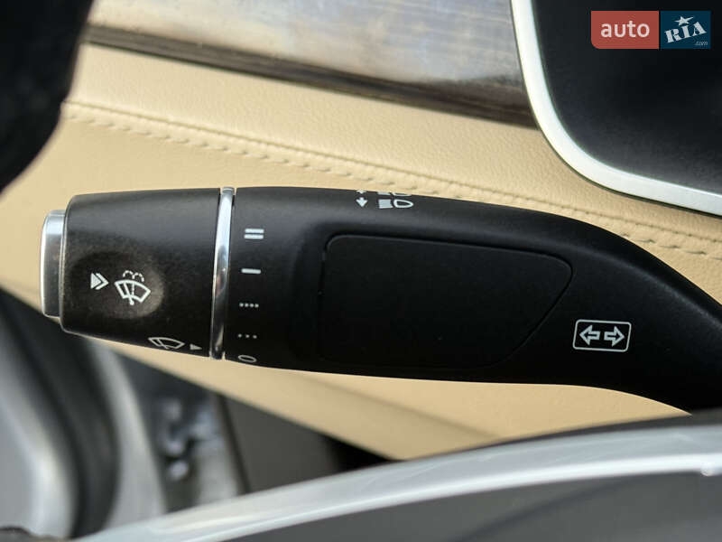 Лифтбек Tesla Model S 2014 в Ровно