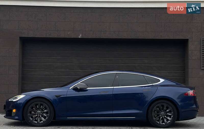 Лифтбек Tesla Model S 2017 в Николаеве фото 5 Лифтбек Tesla Model S 2017 в Николаеве