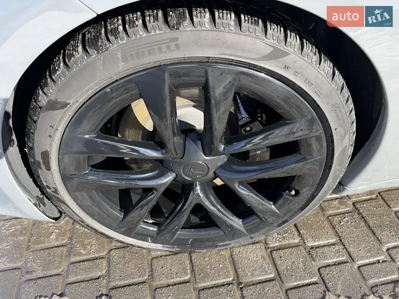 Tesla Model S 2021 VIN 5YJSA1E67MF449658 фото оголошення 19 з 56