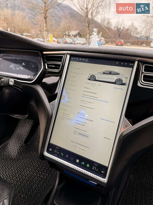 Ліфтбек Tesla Model S 2015 в Миколаєві