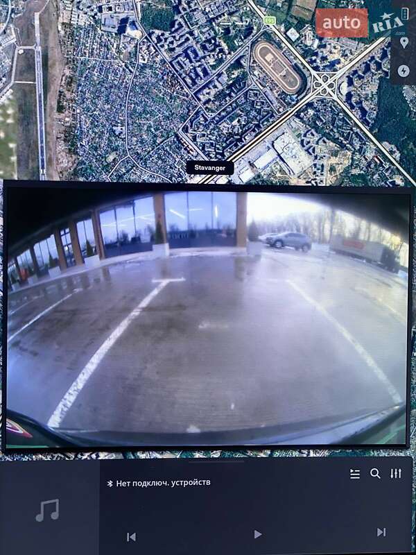 Ліфтбек Tesla Model S 2015 в Києві