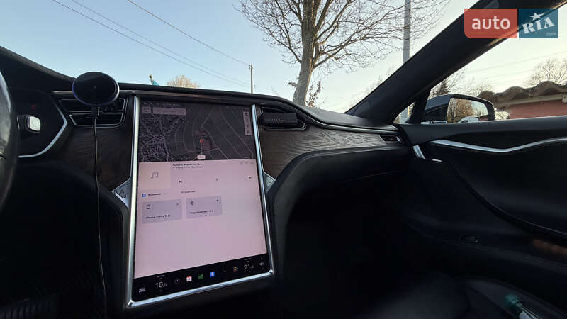 Ліфтбек Tesla Model S 2017 в Харкові