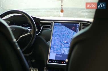 Лифтбек Tesla Model S 2014 в Мукачево