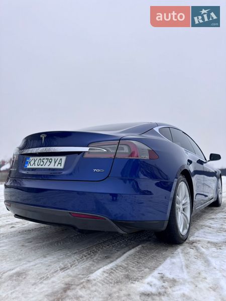 Ліфтбек Tesla Model S 2015 в Харкові