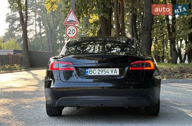 Лифтбек Tesla Model S 2014 в Львове