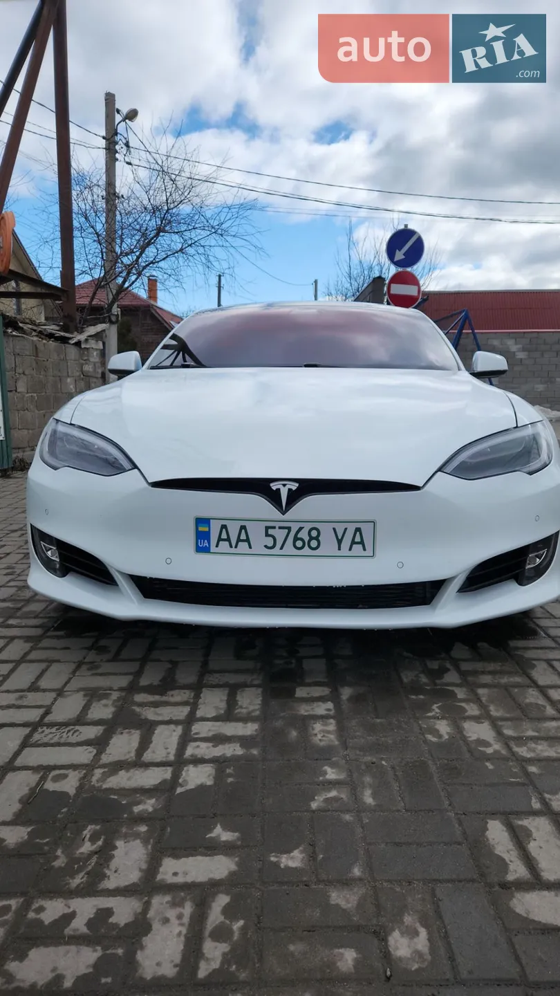 2016 Tesla Model S - мініатюра 9