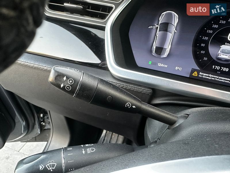 Лифтбек Tesla Model S 2013 в Луцке