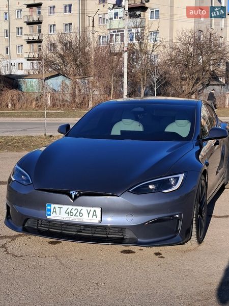 Лифтбек Tesla Model S 2021 в Коломые