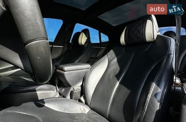 Ліфтбек Tesla Model S 2013 в Львові