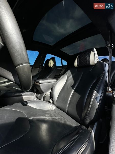 Лифтбек Tesla Model S 2013 в Львове