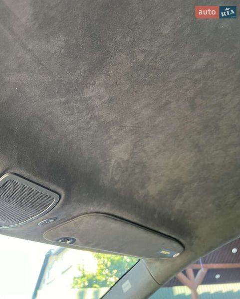 Ліфтбек Tesla Model S 2016 в Івано-Франківську