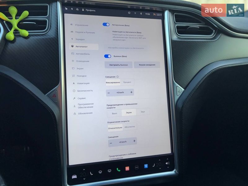 Лифтбек Tesla Model S 2017 в Коломые