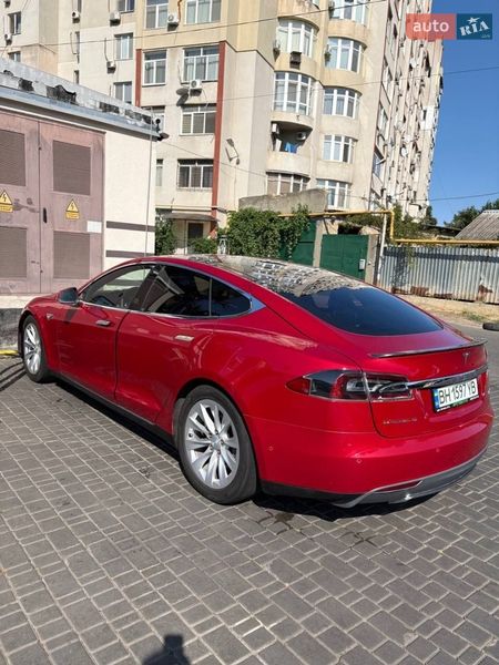 Лифтбек Tesla Model S 2015 в Одессе