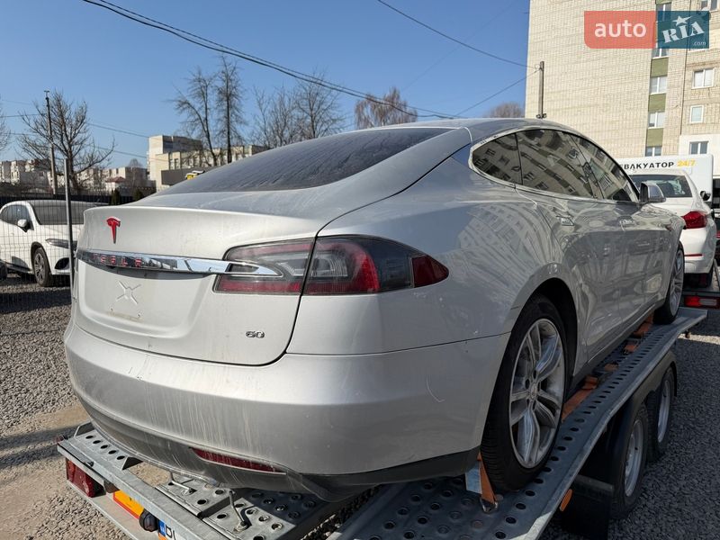 Ліфтбек Tesla Model S 2014 в Дрогобичі