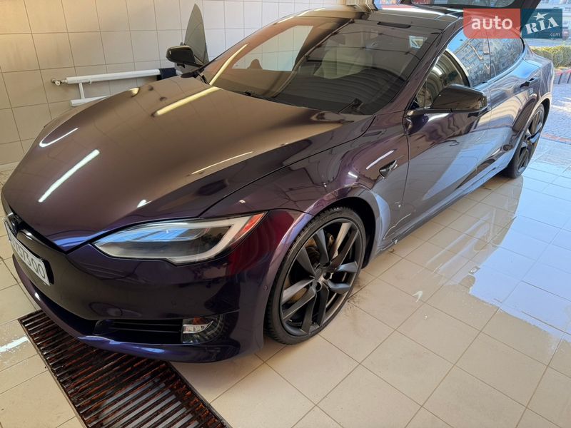 Лифтбек Tesla Model S 2018 в Одессе