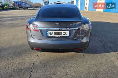 Лифтбек Tesla Model S 2018 в Кропивницком