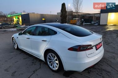 Лифтбек Tesla Model S 2016 в Белой Церкви