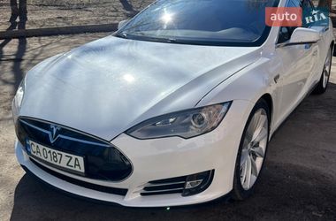 Лифтбек Tesla Model S 2013 в Черкассах