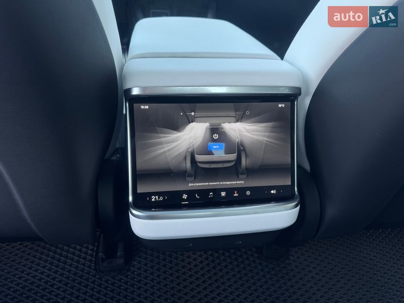 Ліфтбек Tesla Model S 2023 в Івано-Франківську