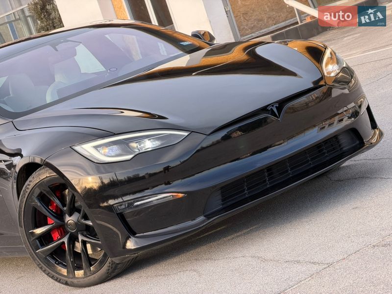 Ліфтбек Tesla Model S 2024 в Запоріжжі