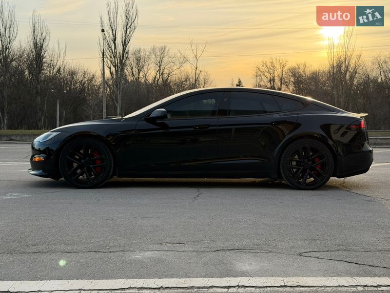 Ліфтбек Tesla Model S 2024 в Запоріжжі