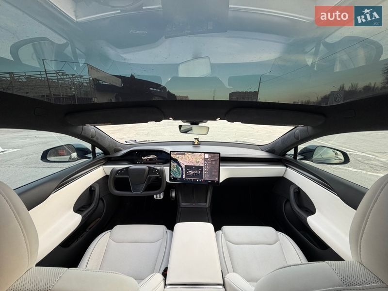 Ліфтбек Tesla Model S 2024 в Запоріжжі