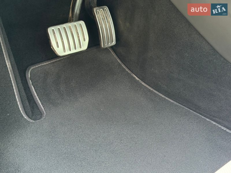 Ліфтбек Tesla Model S 2024 в Запоріжжі