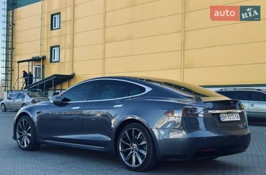 Лифтбек Tesla Model S 2020 в Одессе