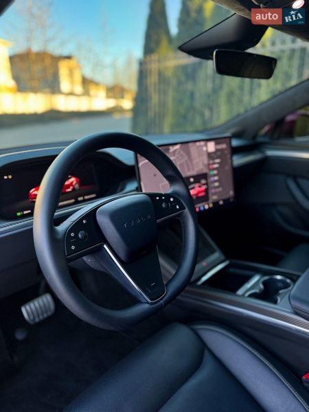 Лифтбек Tesla Model S 2024 в Одессе