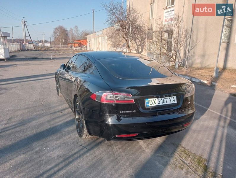 Ліфтбек Tesla Model S 2014 в Шепетівці