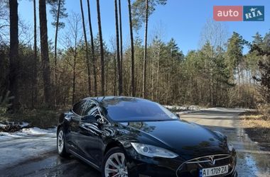 Лифтбек Tesla Model S 2014 в Киеве