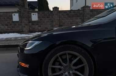 Лифтбек Tesla Model S 2022 в Тернополе