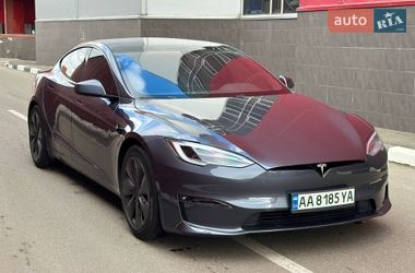 Лифтбек Tesla Model S 2022 в Киеве