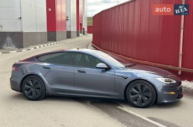 Лифтбек Tesla Model S 2022 в Киеве
