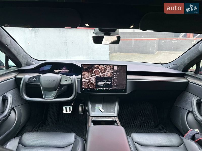Лифтбек Tesla Model S 2022 в Киеве