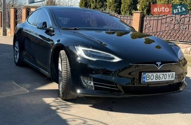Лифтбек Tesla Model S 2018 в Тернополе